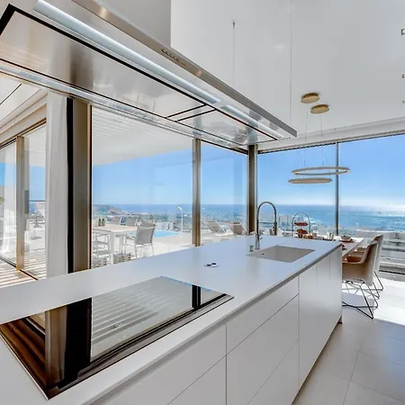 Вилла Serenity Heights - Luxury Concierge Services