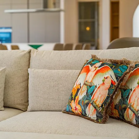 Serenity Heights - Luxury Concierge Services Вилла Адехе