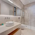 Serenity Heights - Luxury Concierge Services Vila *