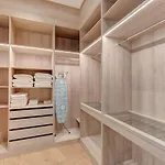 Vila Serenity Heights - Luxury Concierge Services