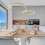 Serenity Heights - Luxury Concierge Services Vila
