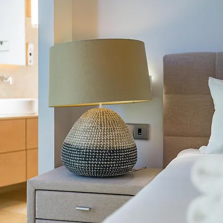 Serenity Heights - Luxury Concierge Services Vila