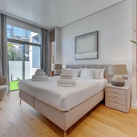 Serenity Heights - Luxury Concierge Services *