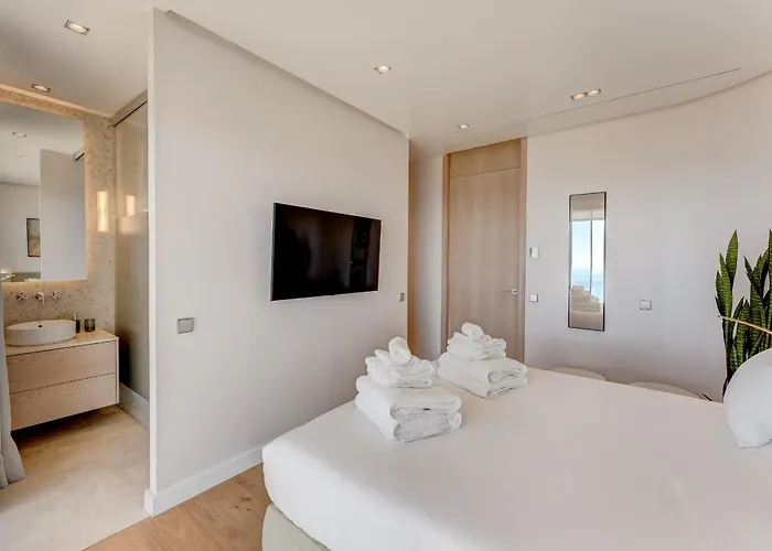 Serenity Heights - Luxury Concierge Services * أذيخي