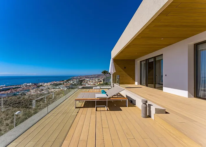 Serenity Heights - Luxury Concierge Services أذيخي